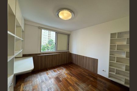 Apartamento à venda com 130m², 3 quartos e 2 vagas