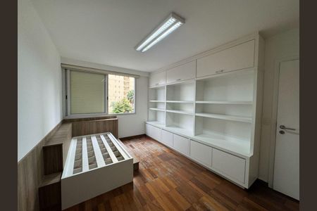 Apartamento à venda com 130m², 3 quartos e 2 vagas
