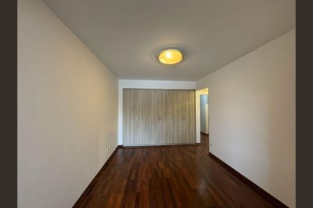 Apartamento à venda com 130m², 3 quartos e 2 vagas