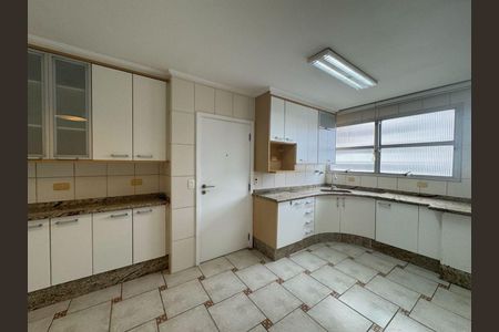 Apartamento à venda com 130m², 3 quartos e 2 vagas