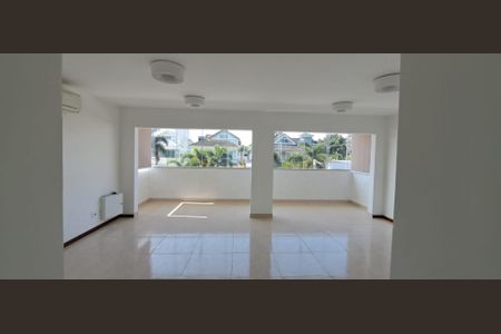 Casa à venda com 416m², 4 quartos e 2 vagas