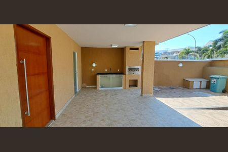 Casa à venda com 416m², 4 quartos e 2 vagas