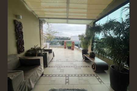 Apartamento à venda com 295m², 3 quartos e 6 vagas