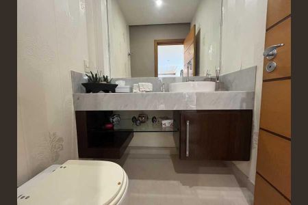 Apartamento à venda com 295m², 3 quartos e 6 vagas