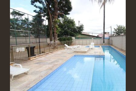 Apartamento à venda com 3 quartos, 69m² em Cinquentenario, Belo Horizonte