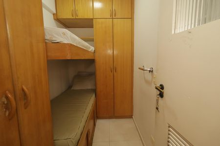 Apartamento à venda com 156m², 4 quartos e 2 vagasQuarto de Serviço