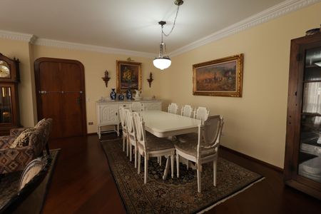 Apartamento à venda com 156m², 4 quartos e 2 vagasSala