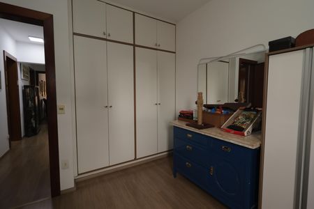 Apartamento à venda com 156m², 4 quartos e 2 vagasQuarto 3