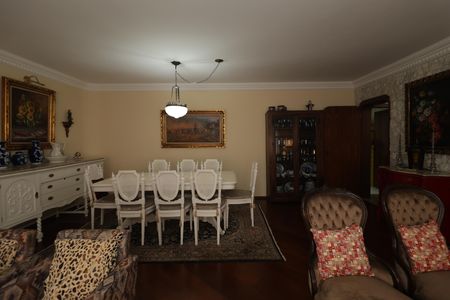 Apartamento à venda com 156m², 4 quartos e 2 vagasSala