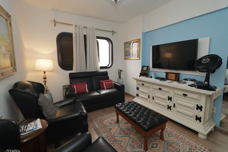 Apartamento à venda com 156m², 4 quartos e 2 vagasQuarto 1