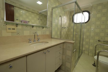 Apartamento à venda com 156m², 4 quartos e 2 vagasBanheiro Social