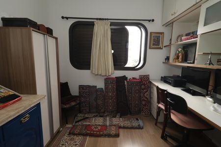 Apartamento à venda com 156m², 4 quartos e 2 vagasQuarto 3