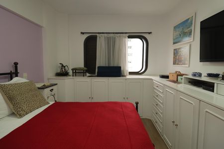 Apartamento à venda com 156m², 4 quartos e 2 vagasSuíte