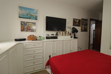 Apartamento à venda com 156m², 4 quartos e 2 vagasSuíte
