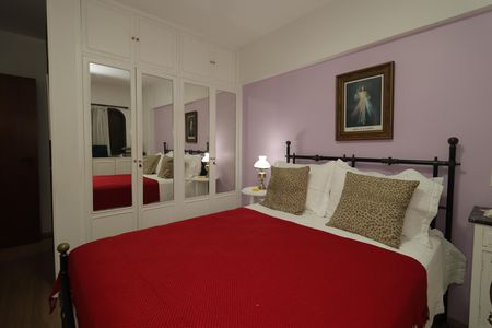 Apartamento à venda com 156m², 4 quartos e 2 vagasSuíte