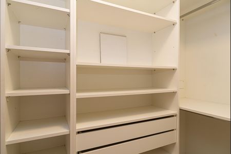 Apartamento para alugar com 98m², 1 quarto e 1 vagaCloset do Quarto