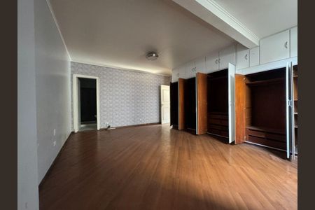 Apartamento à venda com 260m², 4 quartos e 2 vagas