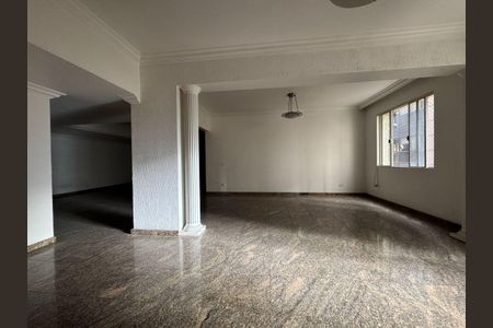 Apartamento à venda com 260m², 4 quartos e 2 vagas