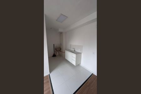 Cozinha de apartamento para alugar com 2 quartos, 35m² em Quinta da Paineira, São Paulo