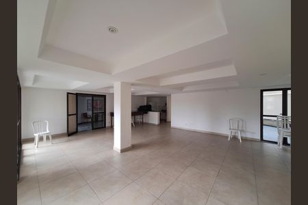 Apartamento à venda com 84m², 3 quartos e 2 vagas Apartamento à venda com 84m², 3 quartos e 2 vagasÁrea comum - Salão de festas