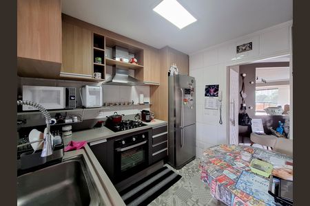 Apartamento à venda com 84m², 3 quartos e 2 vagas Apartamento à venda com 84m², 3 quartos e 2 vagasCozinha