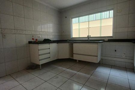Casa para alugar com 200m², 3 quartos e 4 vagas Casa para alugar com 200m², 3 quartos e 4 vagasFoto 05