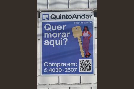 Casa à venda com 102m², 4 quartos e sem vagaFachada