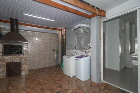 Casa à venda com 102m², 4 quartos e sem vagaÁrea de Serviço