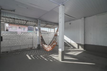 Casa à venda com 102m², 4 quartos e sem vagaGaragem