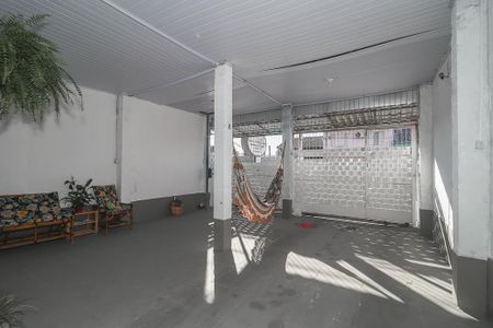Casa à venda com 102m², 4 quartos e sem vagaGaragem