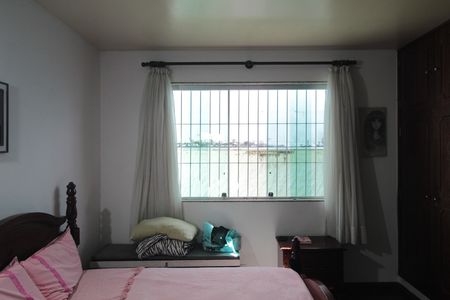 Casa à venda com 300m², 3 quartos e 4 vagasSuite