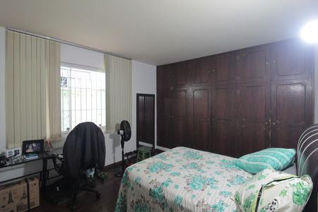 Casa à venda com 300m², 3 quartos e 4 vagasQuarto 1