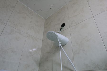 Banheiro Social de casa à venda com 3 quartos, 300m² em São José, Belo Horizonte