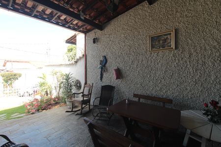 Casa à venda com 300m², 3 quartos e 4 vagasÁrea Externa