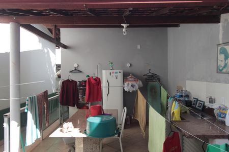 Casa à venda com 300m², 3 quartos e 4 vagasÁrea de Serviço