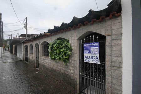 Casa para alugar com 30m², 1 quarto e sem vaga Casa para alugar com 30m², 1 quarto e sem vagaFachada