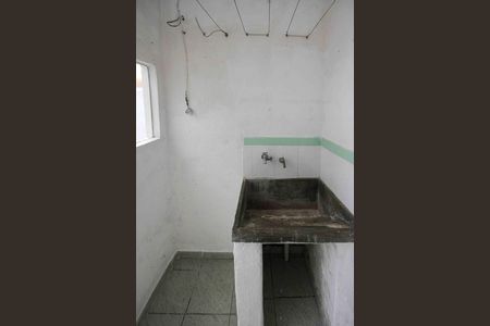 Casa para alugar com 30m², 1 quarto e sem vaga Casa para alugar com 30m², 1 quarto e sem vagaÁrea de serviço