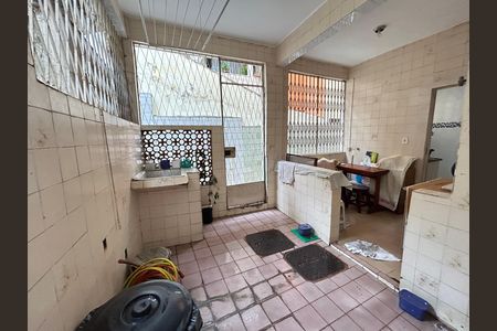 Casa para alugar com 85m², 2 quartos e 1 vagaÁrea de Serviço