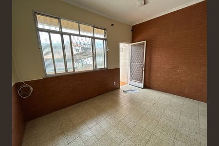 Sala de casa para alugar com 2 quartos, 85m² em Piedade, Rio de Janeiro