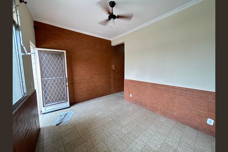 Casa para alugar com 85m², 2 quartos e 1 vagaSala