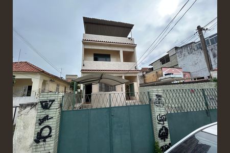 Casa para alugar com 85m², 2 quartos e 1 vagaFachada