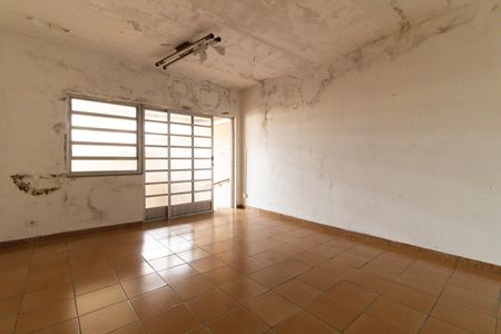 Casa para alugar com 224m², 3 quartos e 1 vaga Casa para alugar com 224m², 3 quartos e 1 vagaSalão