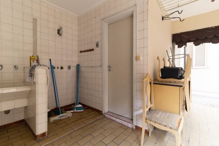Casa para alugar com 224m², 3 quartos e 1 vaga Casa para alugar com 224m², 3 quartos e 1 vagaÁrea de serviço