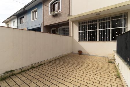 Casa para alugar com 224m², 3 quartos e 1 vaga Casa para alugar com 224m², 3 quartos e 1 vagaVaranda