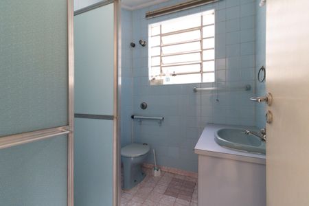 Casa para alugar com 224m², 3 quartos e 1 vaga Casa para alugar com 224m², 3 quartos e 1 vagaBanheiro de serviço