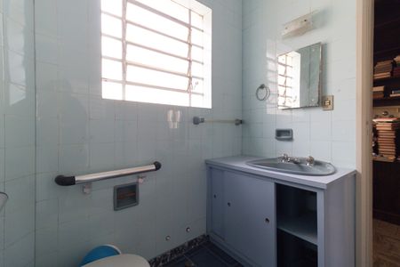 Casa para alugar com 224m², 3 quartos e 1 vaga Casa para alugar com 224m², 3 quartos e 1 vagaBanheiro da Suíte