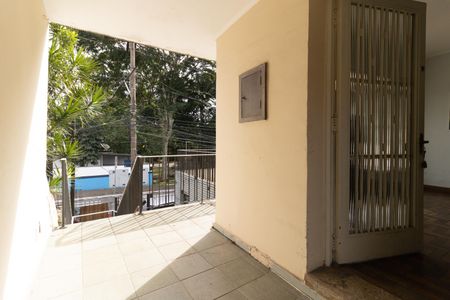 Casa para alugar com 224m², 3 quartos e 1 vaga Casa para alugar com 224m², 3 quartos e 1 vagaEntrada