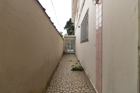 Casa para alugar com 224m², 3 quartos e 1 vaga Casa para alugar com 224m², 3 quartos e 1 vagaCorredor Lateral