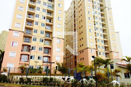 Apartamento à venda com 55m², 2 quartos e 1 vaga Apartamento à venda com 55m², 2 quartos e 1 vagaFachada