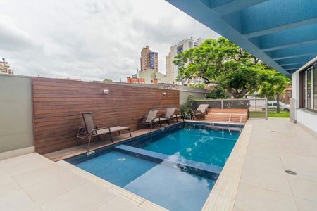 Apartamento à venda com 62m², 2 quartos e 1 vaga Apartamento à venda com 62m², 2 quartos e 1 vagaPiscina